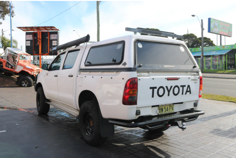 ROCKARMOR PREMIUM STEEL REAR STEP / TOW BAR TO SUIT TOYOTA HILUX N70 2005 - Early 2015 (Tub Rear)